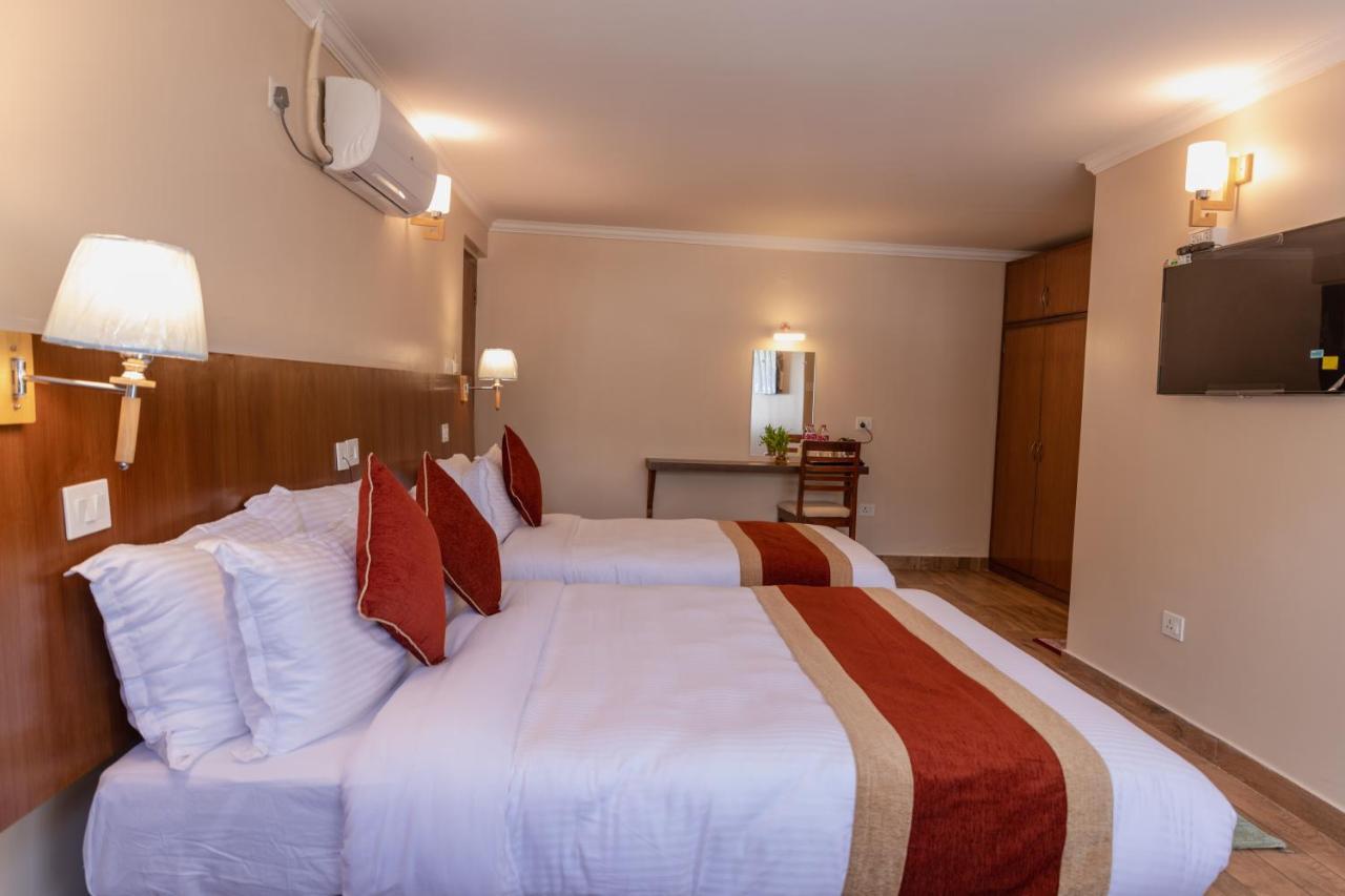 Hotel Fewa Camp Pokhara Ngoại thất bức ảnh