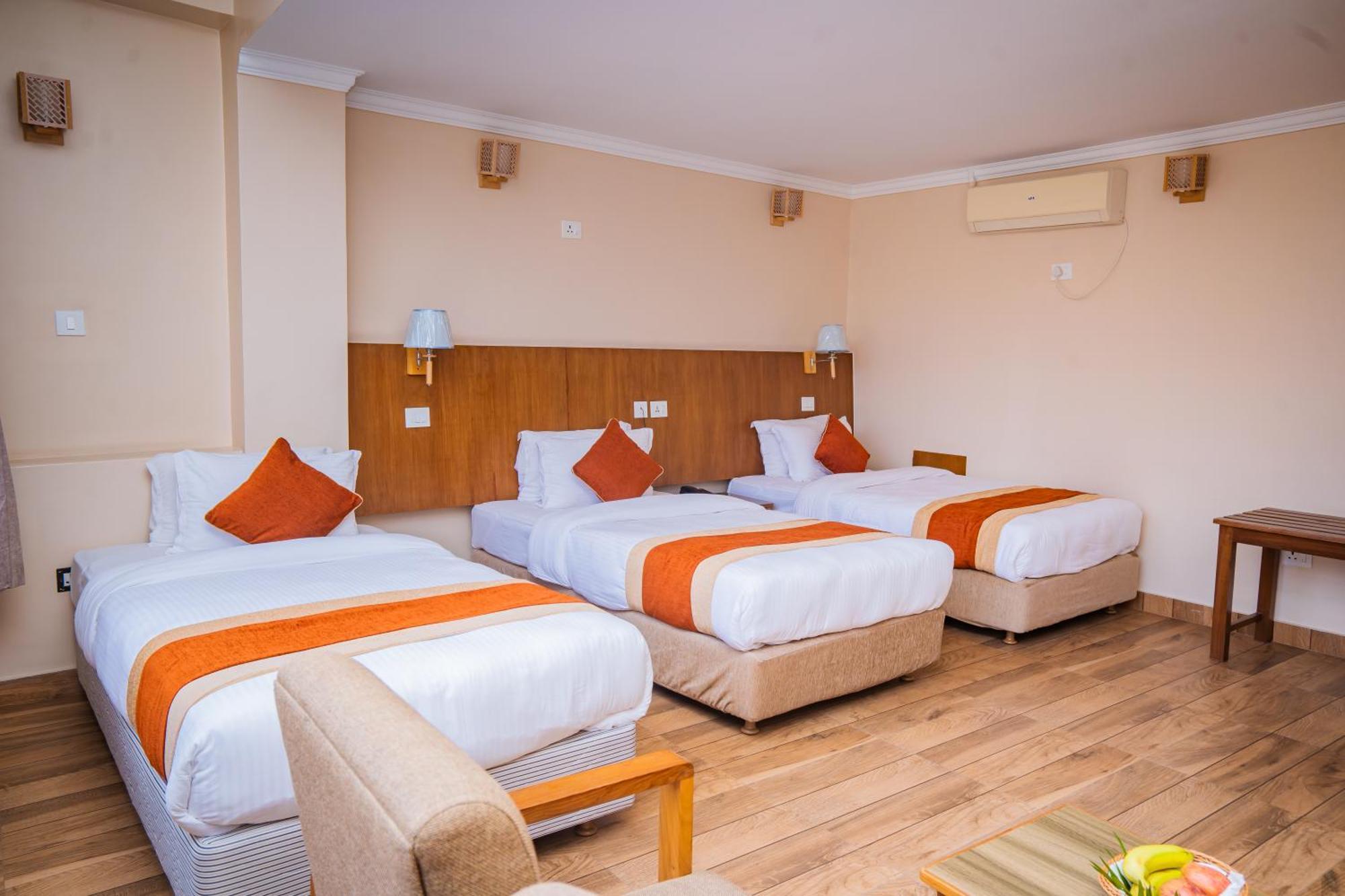 Hotel Fewa Camp Pokhara Ngoại thất bức ảnh