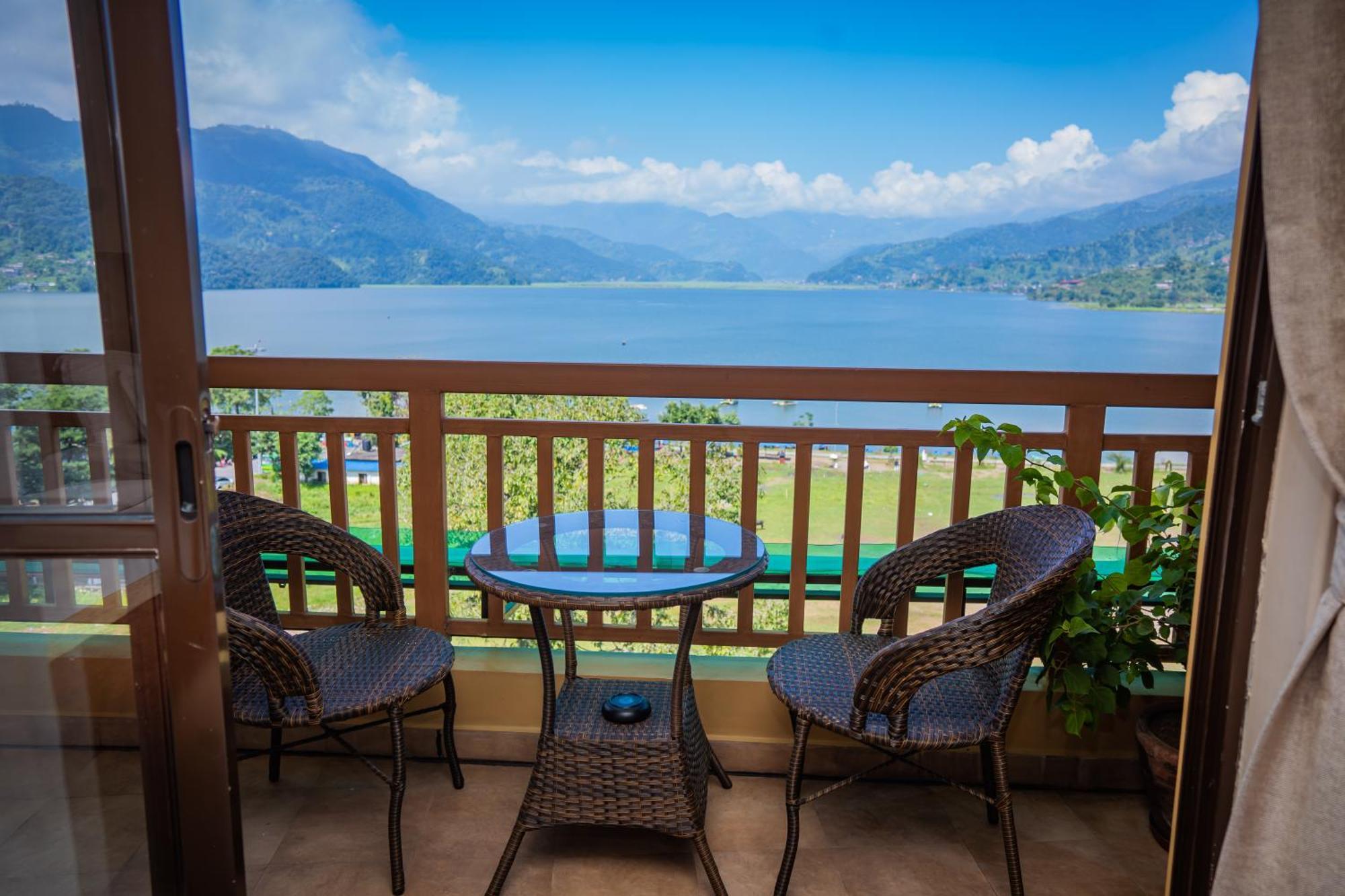Hotel Fewa Camp Pokhara Ngoại thất bức ảnh