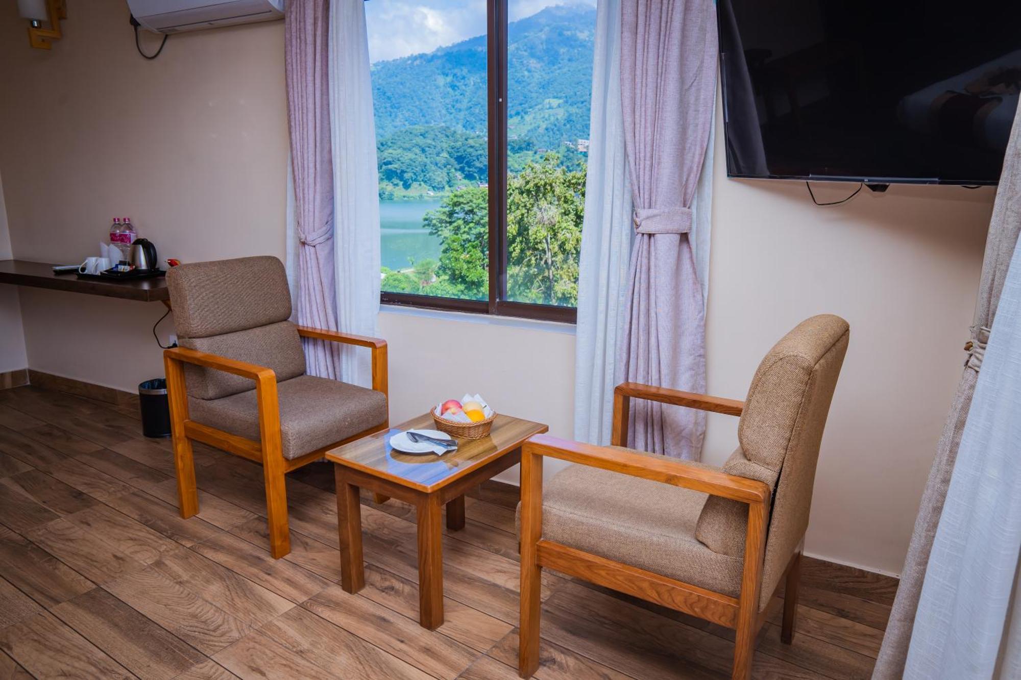Hotel Fewa Camp Pokhara Ngoại thất bức ảnh