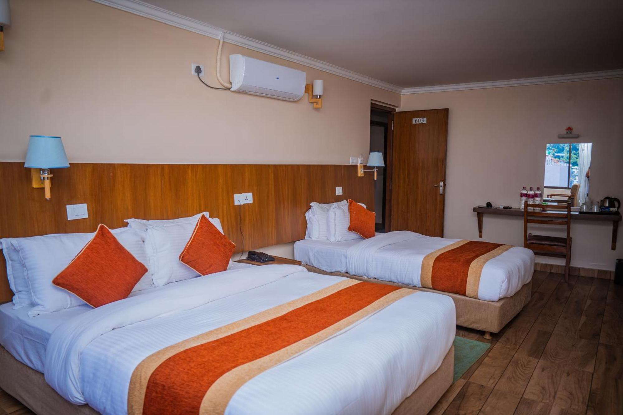 Hotel Fewa Camp Pokhara Ngoại thất bức ảnh