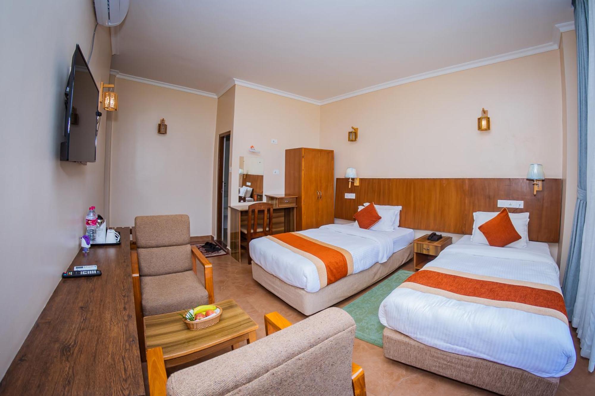 Hotel Fewa Camp Pokhara Ngoại thất bức ảnh